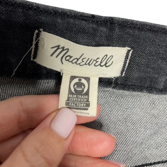 Madewell | The Perfect Vintage Crop Jean in Sumner Wash 25 - Picture 4 of 10